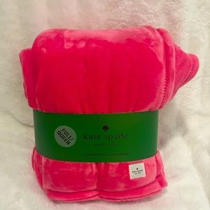 Kate Spade Oversized Full/Queen Fleece Blanket Hot Pink